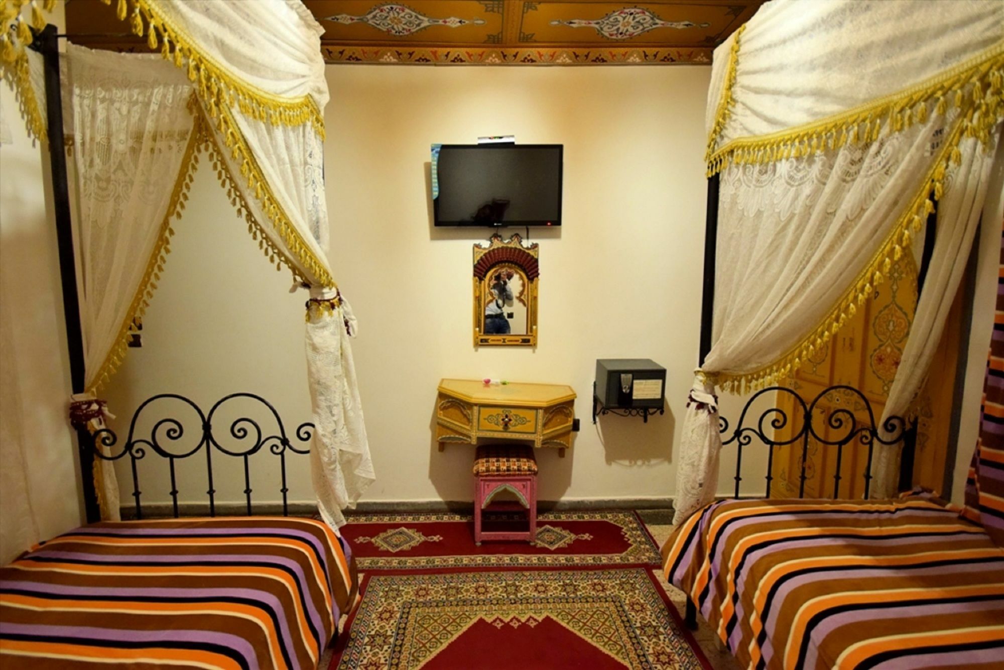 Hotel Madrid Chefchaouen Exterior photo